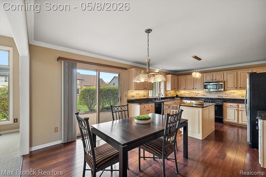 46597 Covington Drive, Macomb, MI 48044 — Photo 8