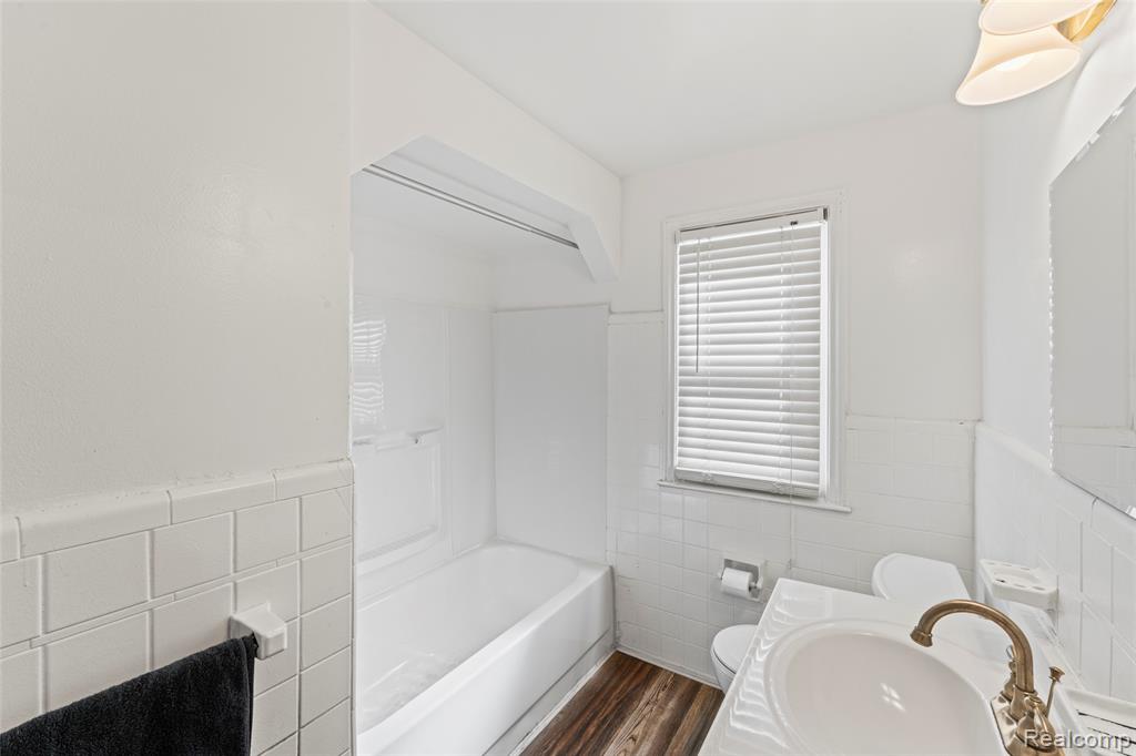 18300 Prairie Street, Detroit, MI 48221 — Photo 25