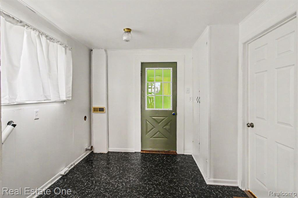103 Stockbridge Street, Gregory, MI 48137 — Photo 23