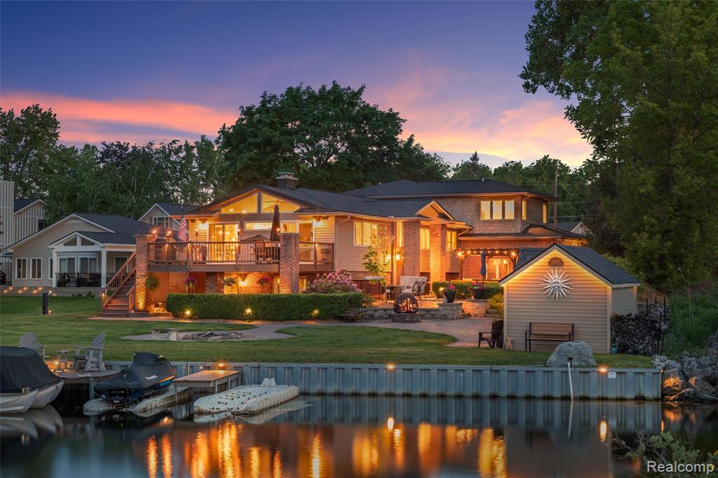 8950 Riverview, Pinckney, MI 48169 — Photo 3