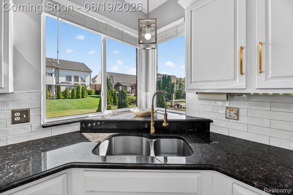 6827 Blackwell, Shelby Twp, MI 48317 — Photo 27
