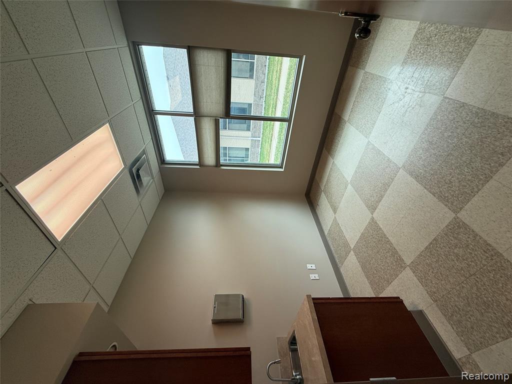 8382 Holly Road, Grand Blanc, MI 48439 — Photo 9