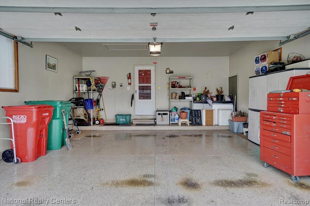 45866 Glen Court, Macomb, MI 48044 — Photo 25