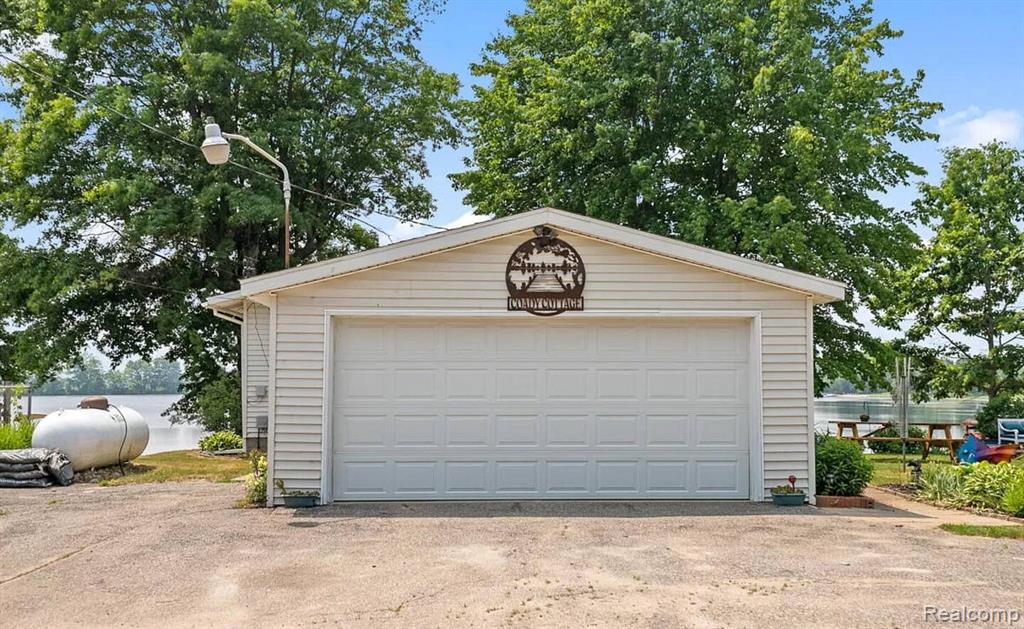 4991 Lakeview Drive, Coral, MI 49322 — Photo 45
