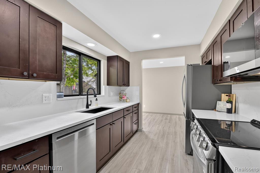 32 Haverhill Court - Photo 3
