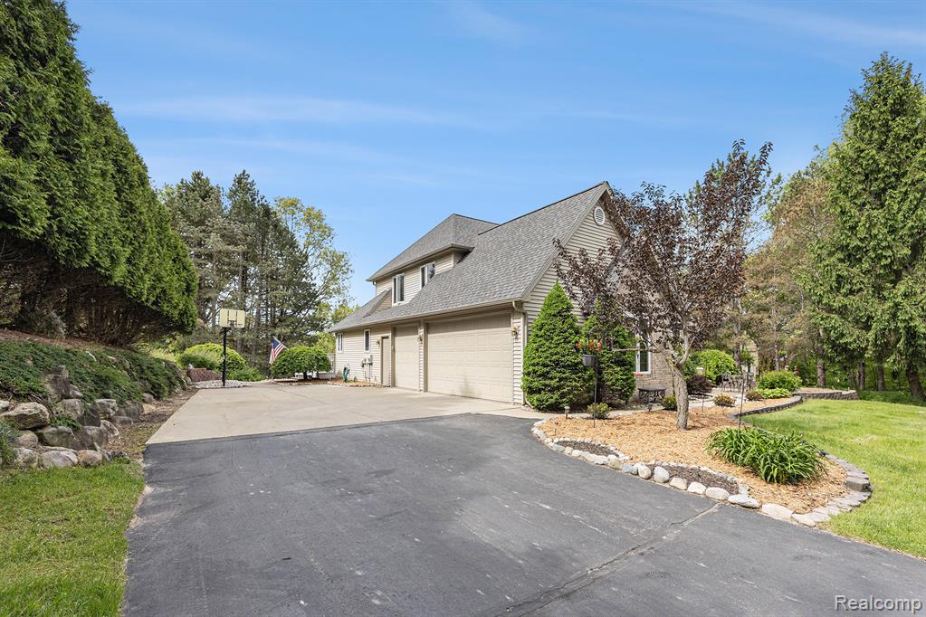 1437 RILLVIEW Court, Metamora, MI 48455 — Photo 4