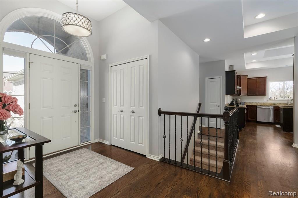 51112 MERRY Lane, Shelby Twp, MI 48316 — Photo 14