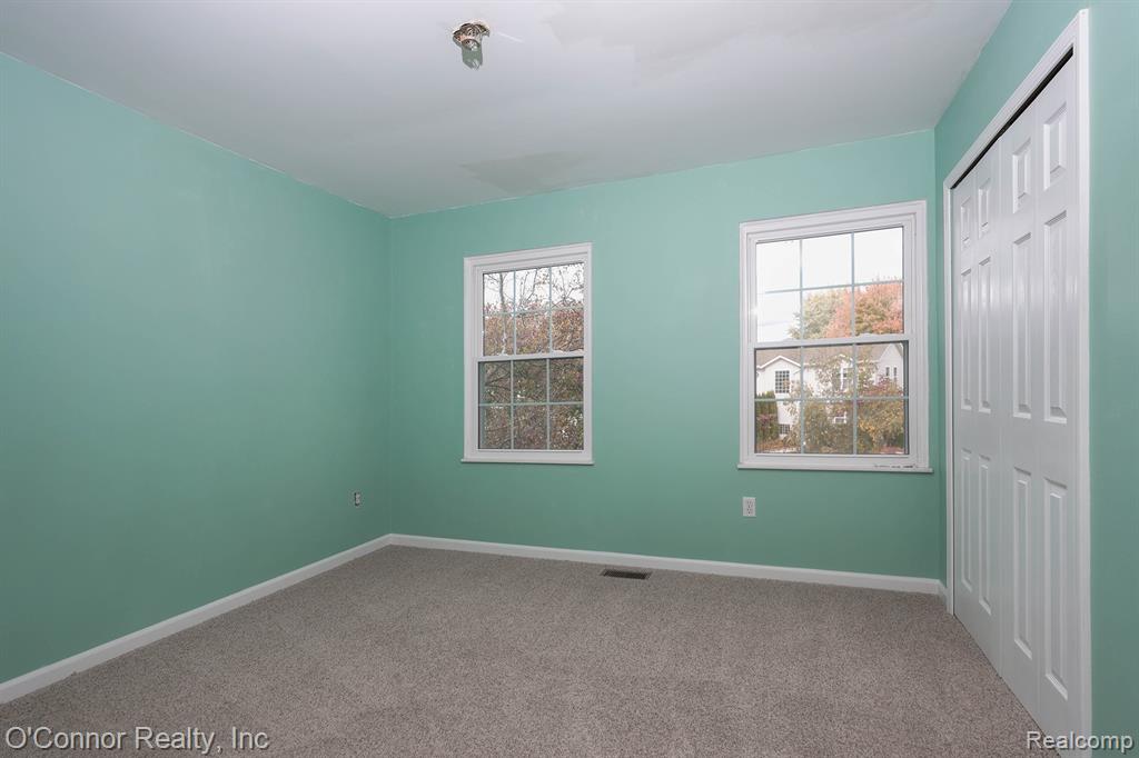 955 Covington, Marysville, MI 48040 — Photo 21