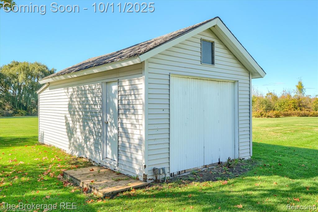 5234 Kelly Road, Flint, MI 48504 — Photo 22