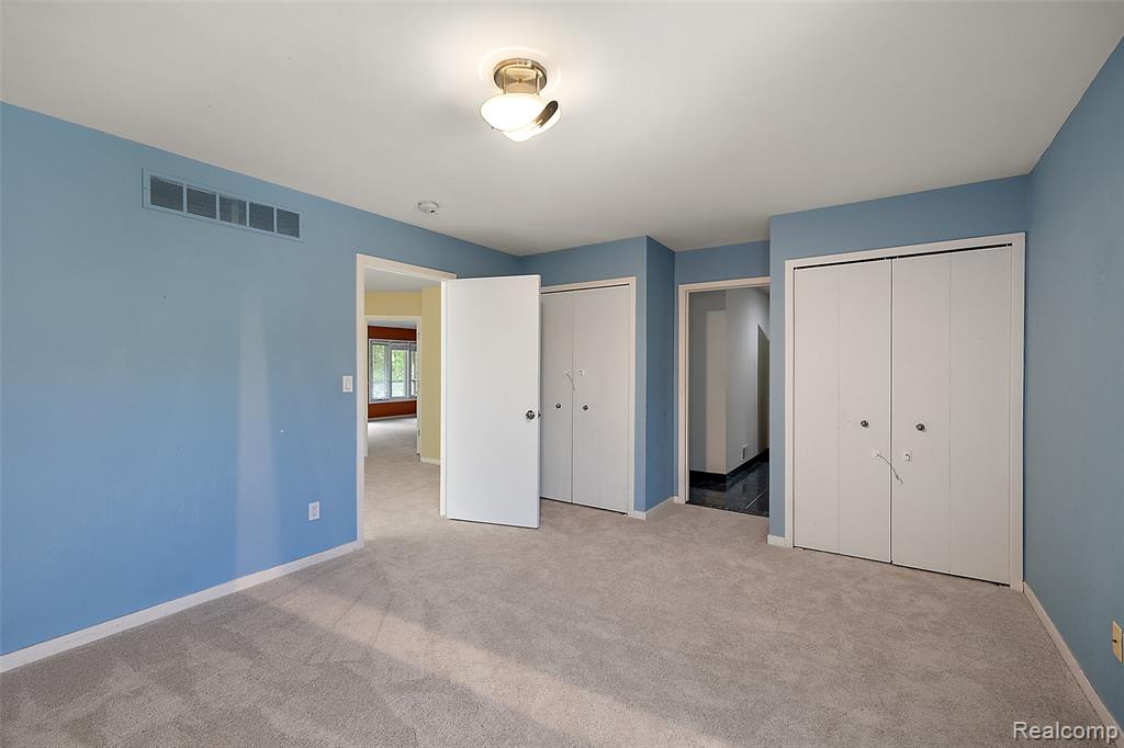 6358 Golden Lane, West Bloomfield, MI — Photo 34