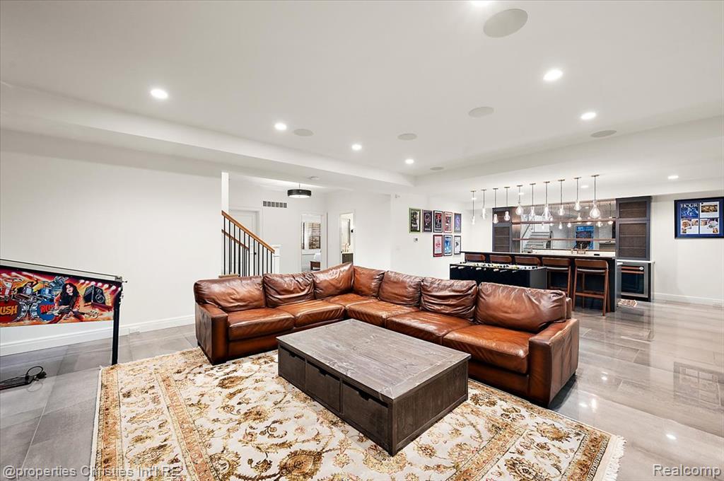 750 Kennebec Court, Bloomfield Hills, MI 48304 — Photo 58