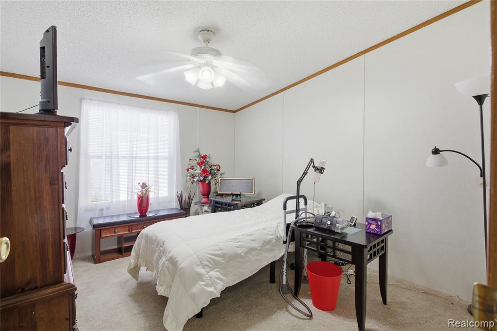 9857 Rembrandt Way, Fenton, MI 48430 — Photo 30