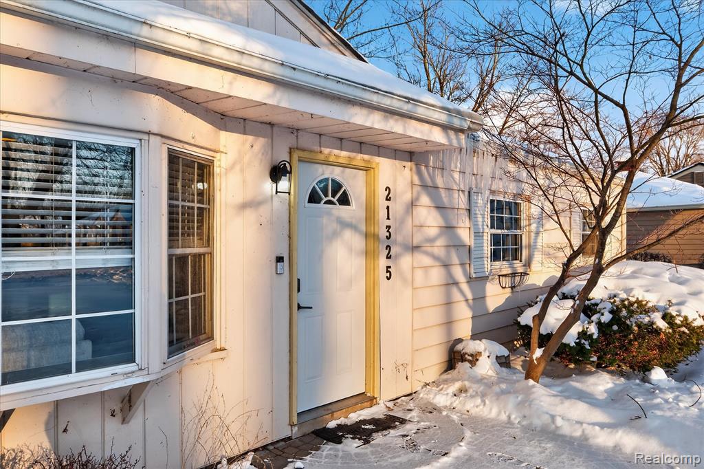 21325 Drexel Street, Clinton Twp, MI 48036 — Photo 3