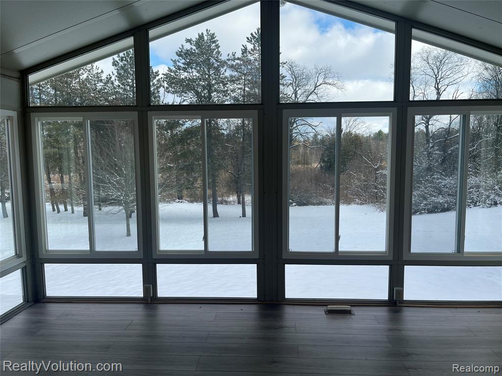 1637 S Lake Pleasant Road, Attica, MI 48412 — Photo 12