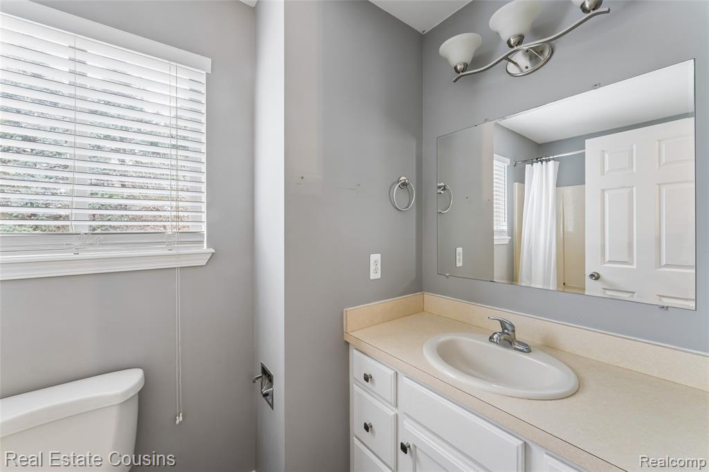 1520 NE Eden Gardens Drive S, Fenton, MI 48430 — Photo 20