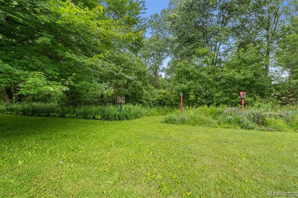 125 Olde Franklin Drive, Howell, MI 48855 — Photo 15