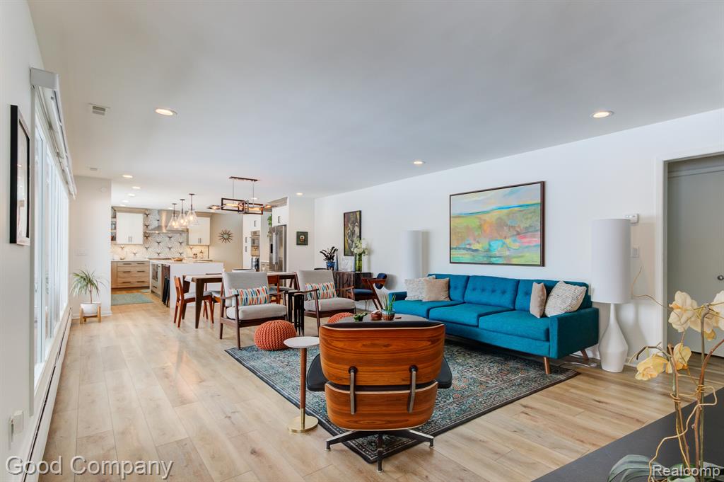 805 N Pemberton Road, Bloomfield Hills, MI 48302 — Photo 11