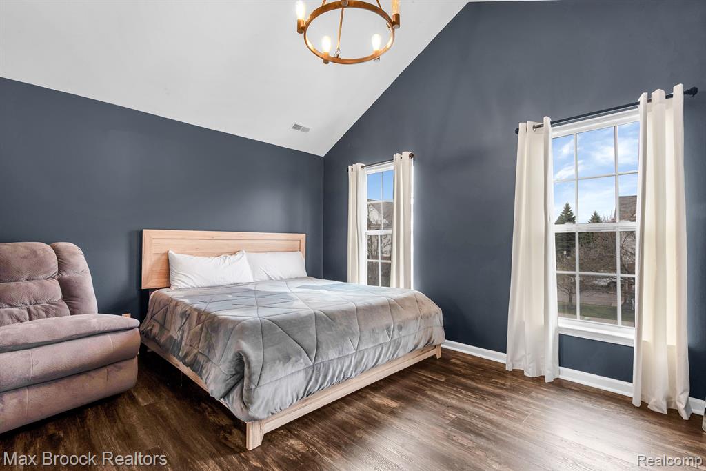 4210 ADDINGTON Drive, Commerce Twp, MI 48390 — Photo 10