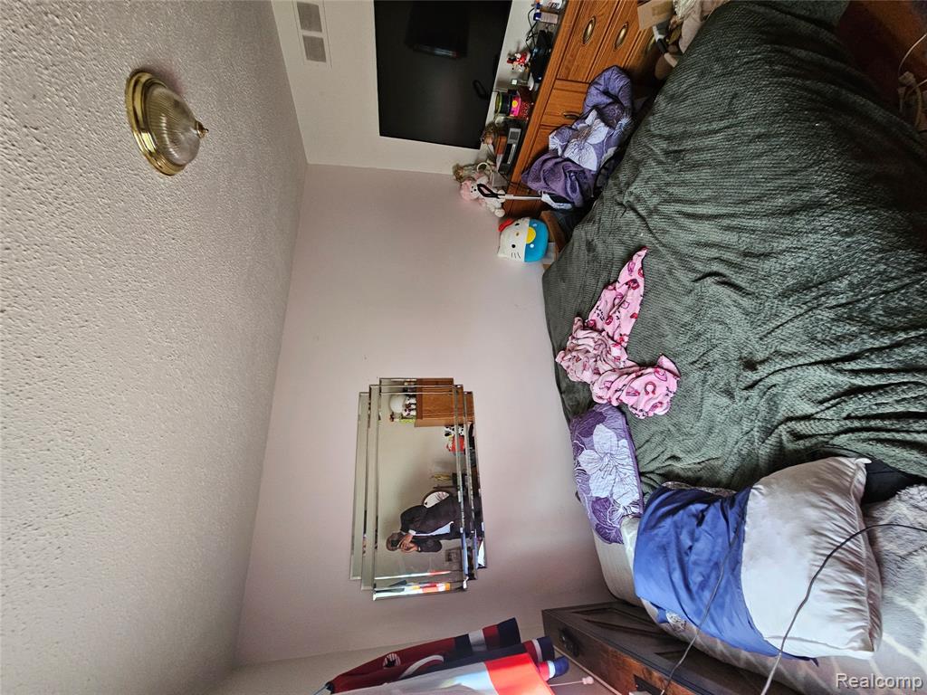 9700 Pine Street, Taylor, MI 48180 — Photo 7
