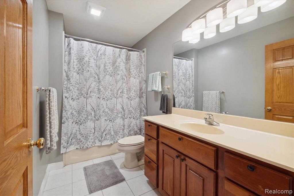 4278 DOMINION Boulevard, Brighton, MI 48114 — Photo 34