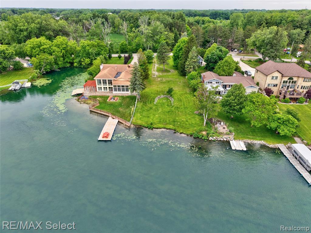 14189 Swanee Beach Drive, Fenton, MI 48430 — Photo 11