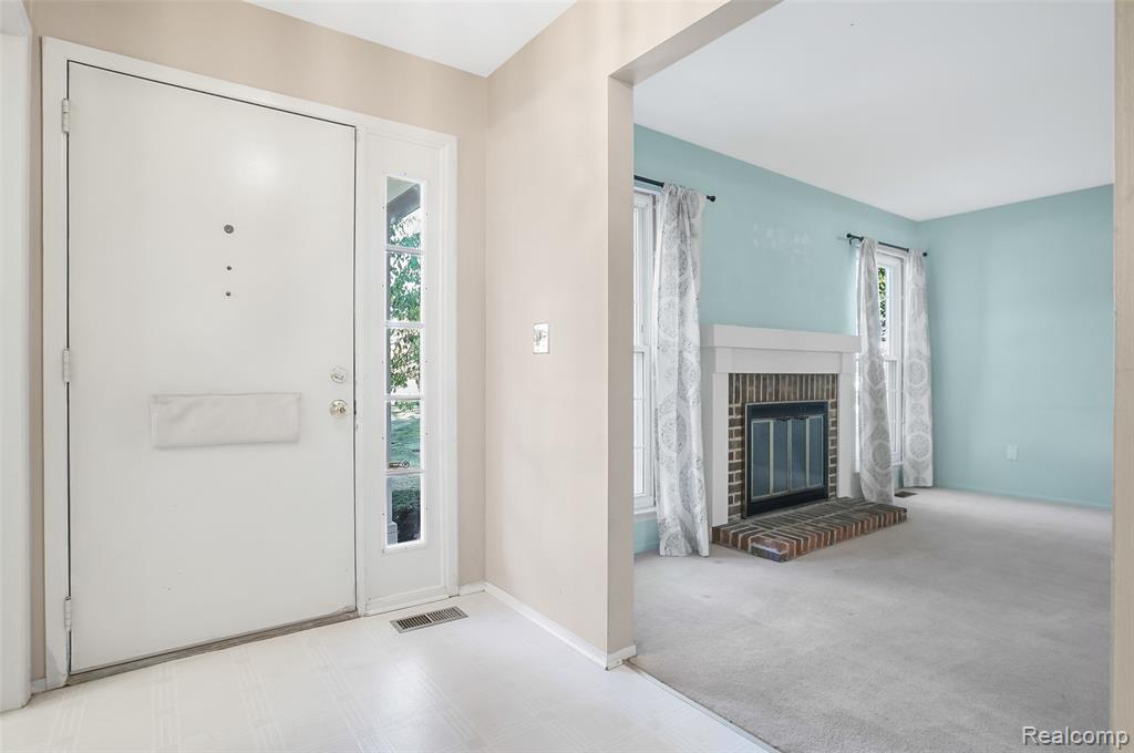 42142 Gladwin Street, Novi, MI 48167 — Photo 4