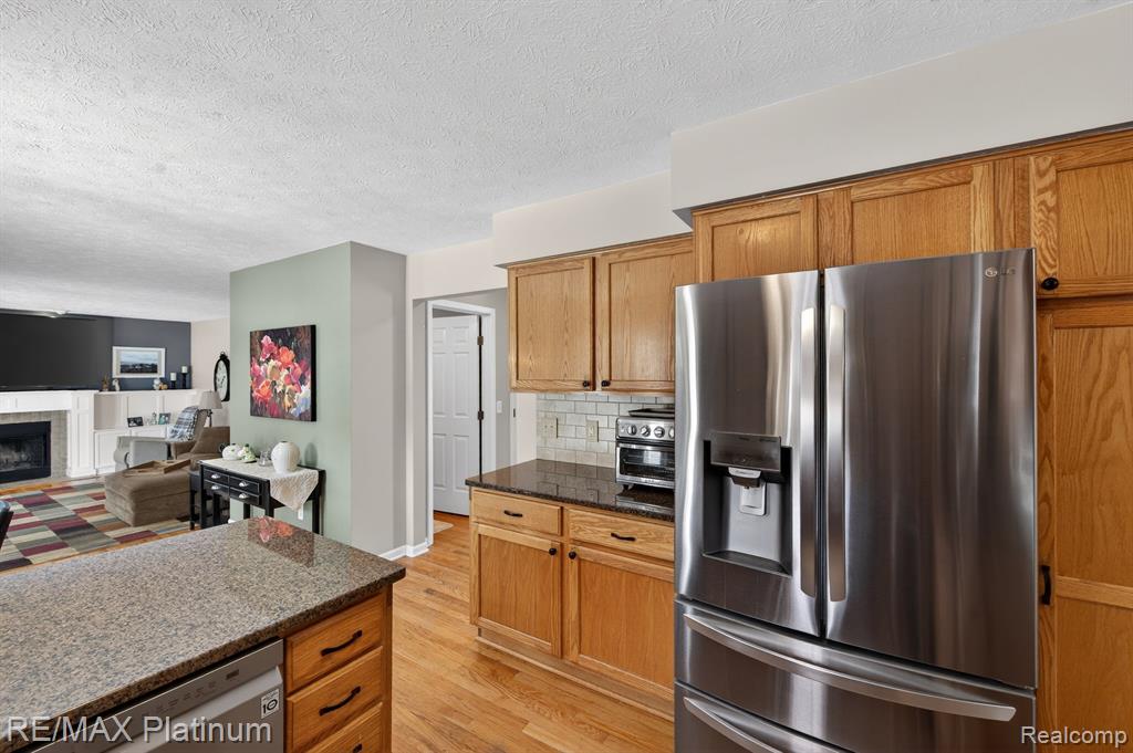 1408 Morning Mist Drive, Howell, MI 48843 — Photo 14