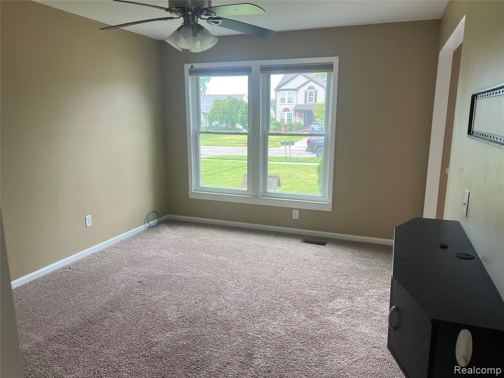 7753 Turrillium Lane, Waterford, MI 48327 — Photo 8