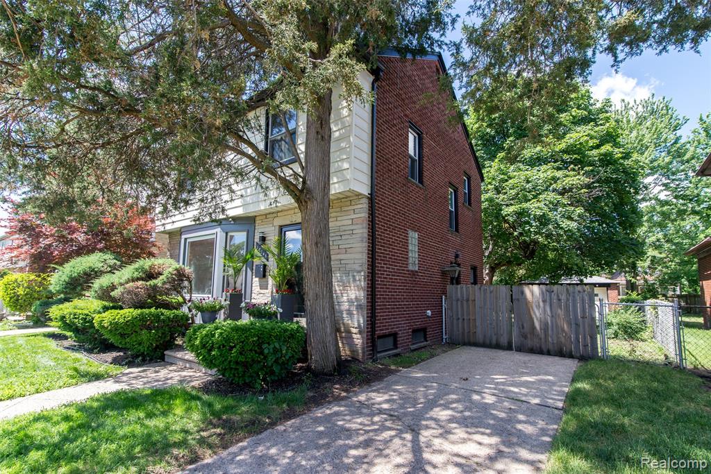 17145 Fairfield Street, Detroit, MI 48221 — Photo 8