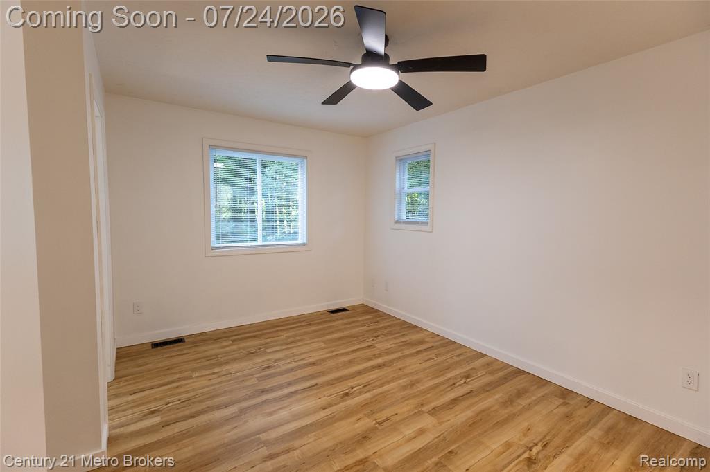 15117 Locust Grove Drive, Byron, MI 48418 — Photo 20