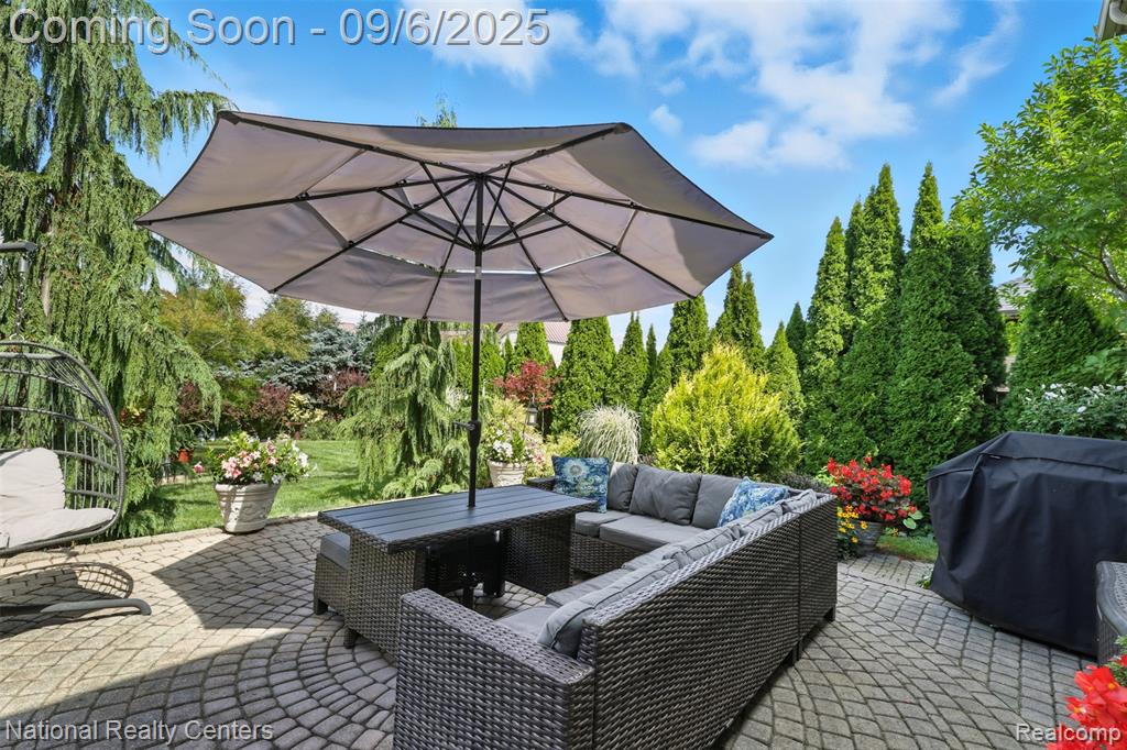46674 Snowbird Drive, Macomb, MI 48044 — Photo 42