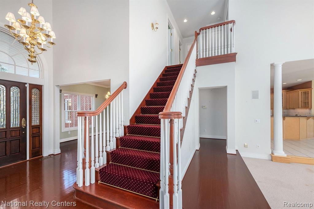 6370 ORION Road, Rochester Hills, MI 48306 — Photo 8