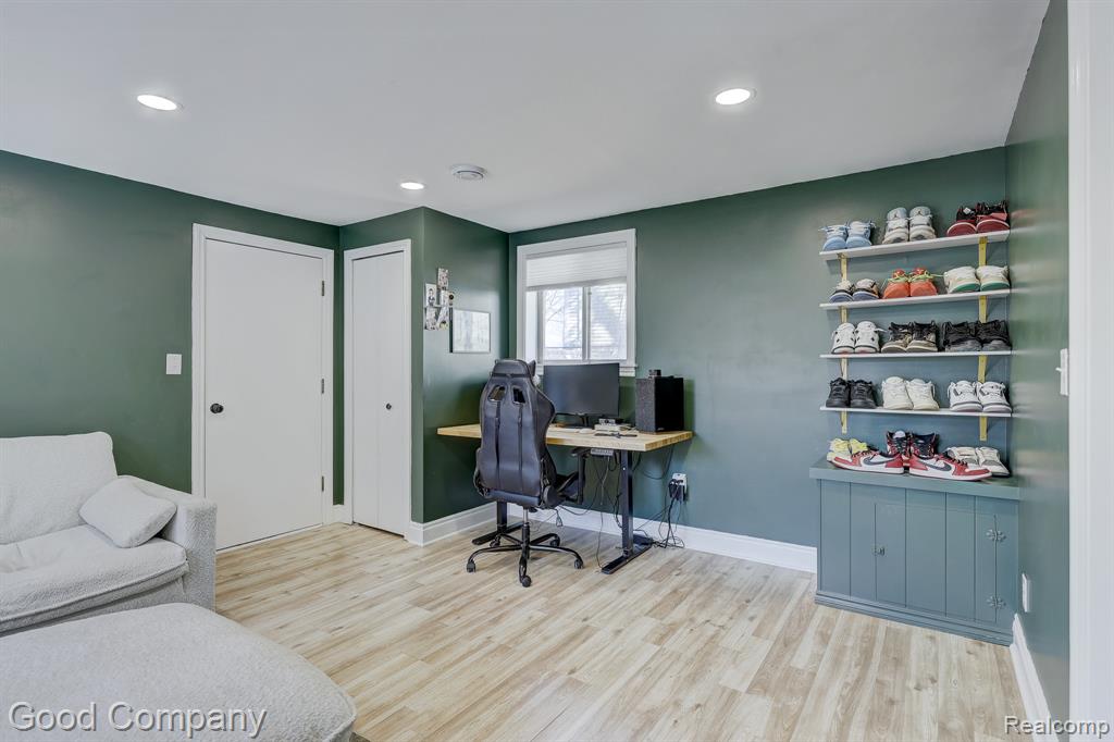 4896 Chicago Road, Warren, MI 48092 — Photo 41