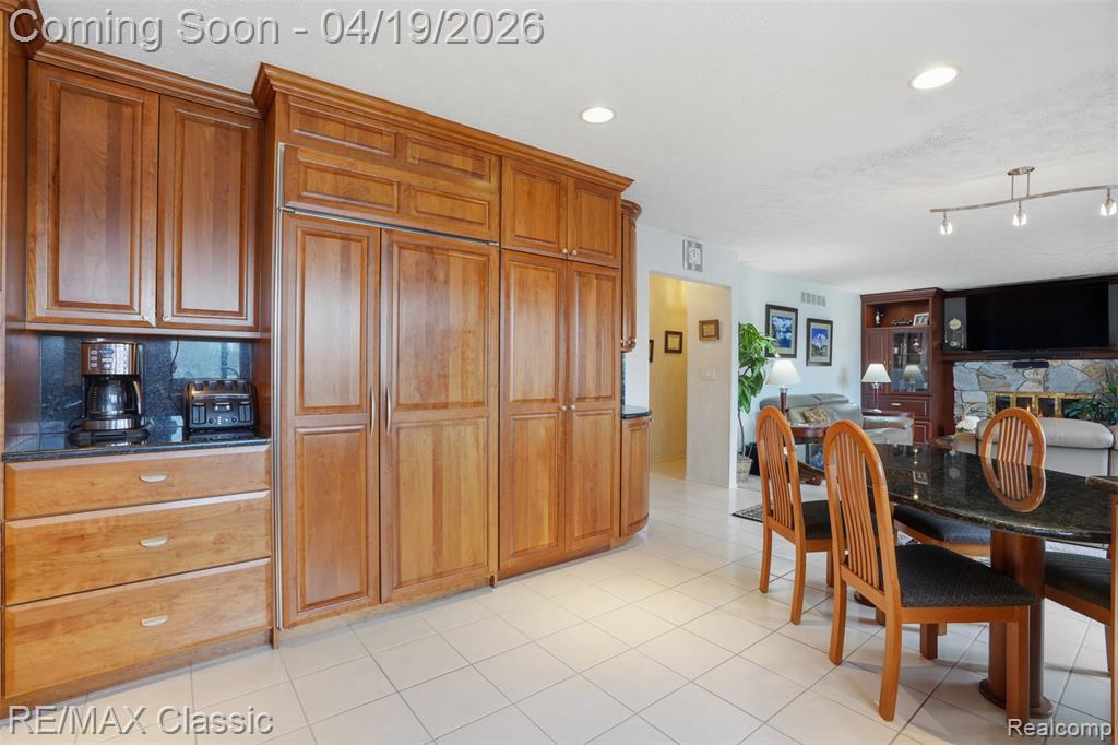 3398 Tiquewood, Commerce Twp, MI 48382 — Photo 21