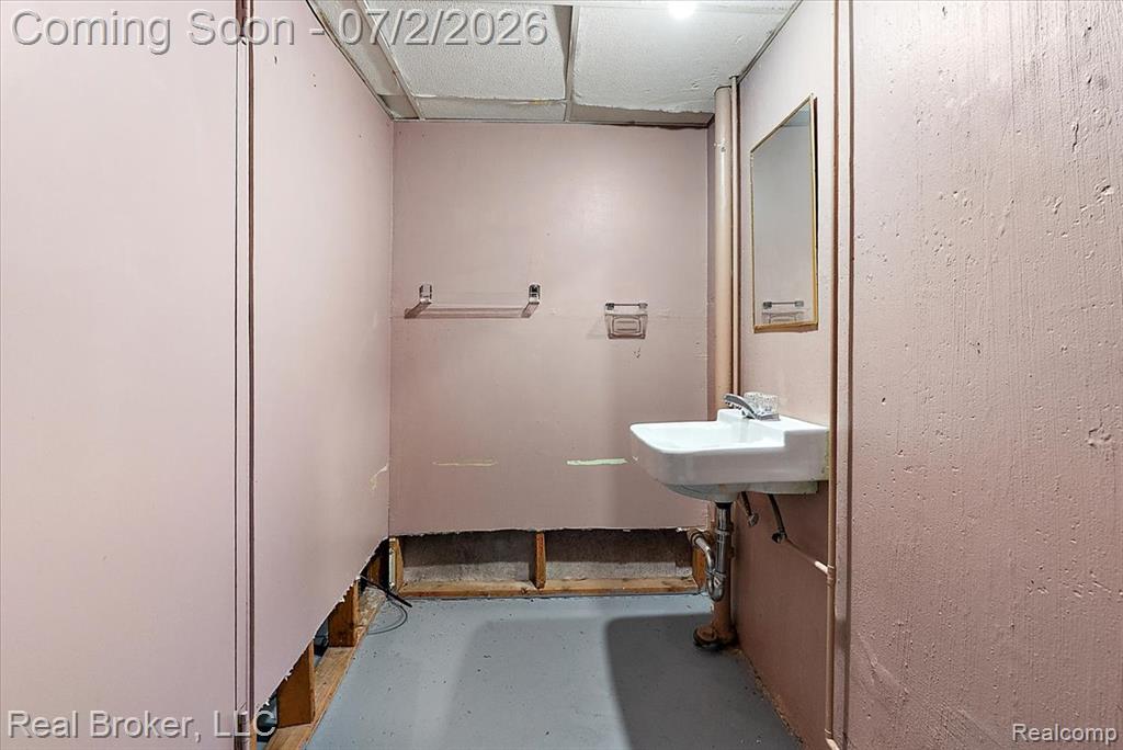 7624 Gary Avenue, Westland, MI — Photo 23