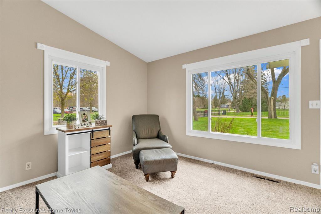 533 RUST PARK Drive, Grand Blanc, MI 48439 — Photo 6