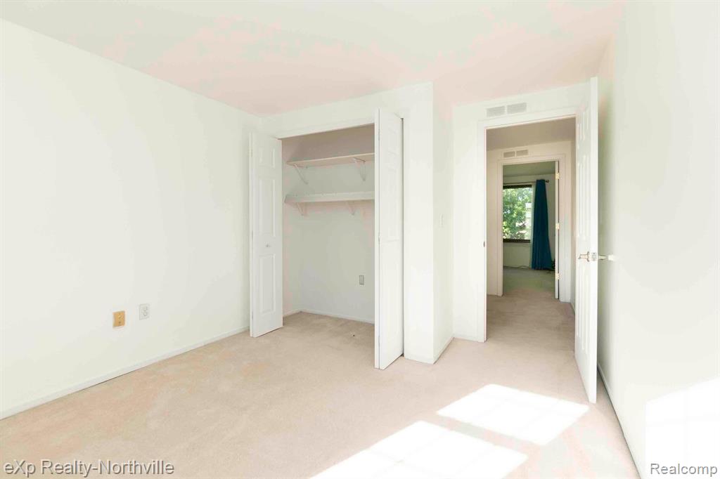 22853 CRANBROOKE Drive, Novi, MI — Photo 27