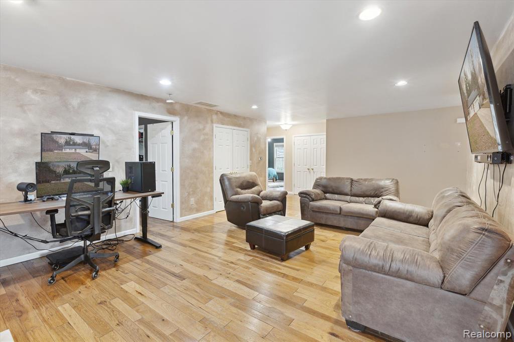 1050 PARK, St. Charles, MI 48655 — Photo 7