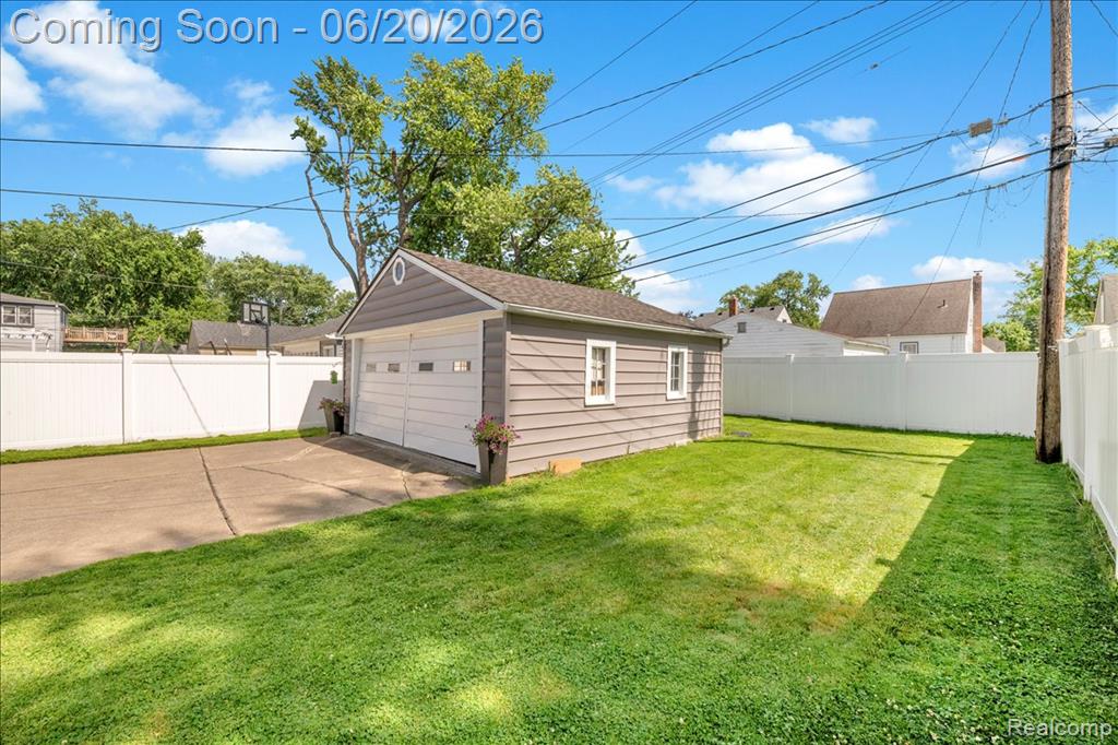 1009 Harvard Road, Berkley, MI 48072 — Photo 32