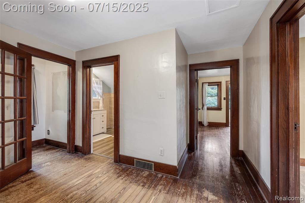 202 E Mill Street, Capac, MI 48014 — Photo 17