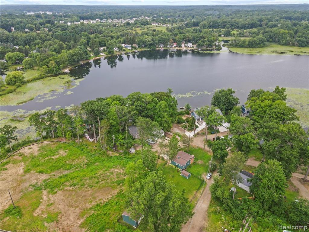 5246 Wayne Road, White Lake, MI 48383 — Photo 57