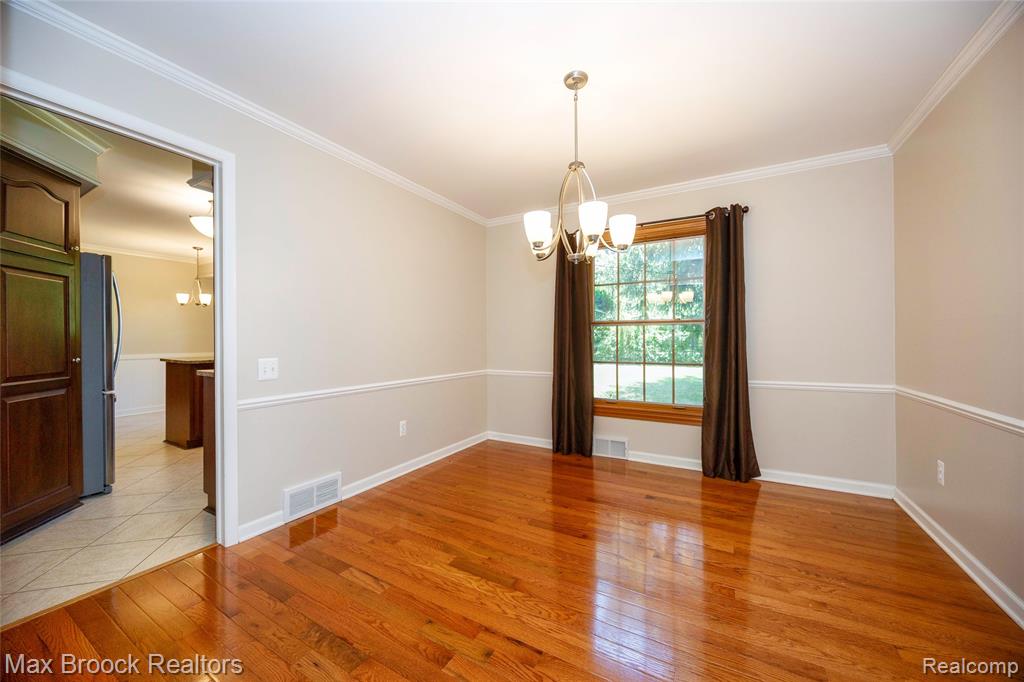 30830 Lincolnshire E, Beverly Hills, MI 48025 — Photo 5