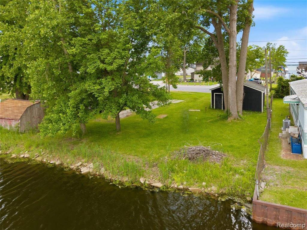 7448 Dyke Road, Clay, MI 48001 — Photo 8