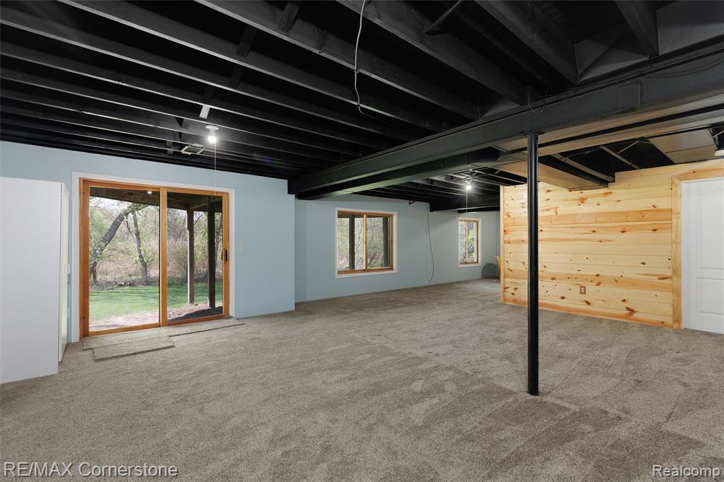 501 Alexander Drive, Commerce Twp, MI 48390 — Photo 29