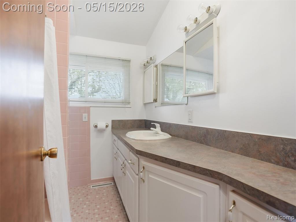 8645 Fieldcrest Drive, Brighton, MI 48116 — Photo 20