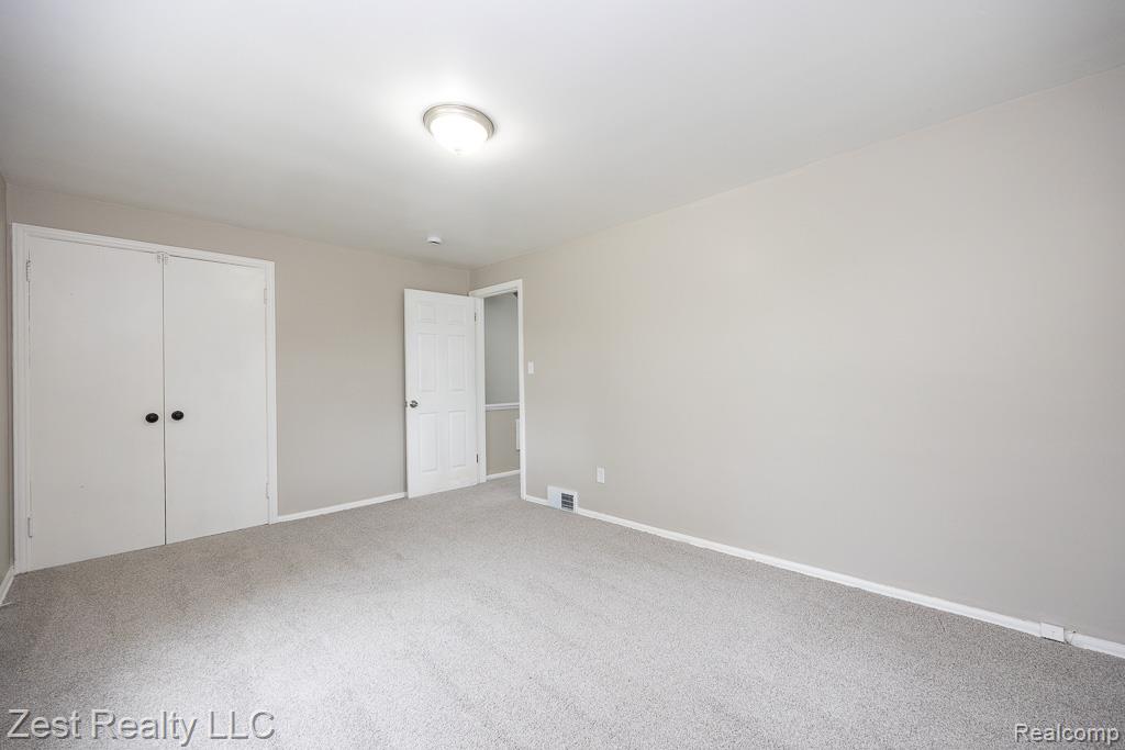 7601 Curtis Street, Detroit, MI 48221 — Photo 12