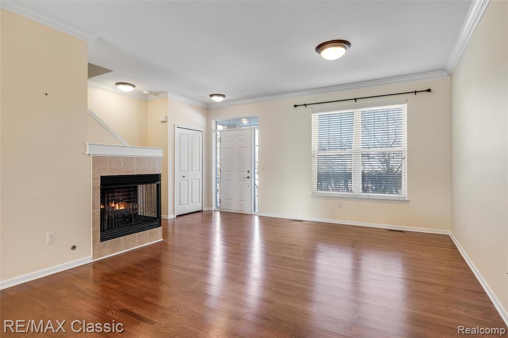 8114 Heron Hills Drive, Walled Lake, MI 48390 — Photo 12