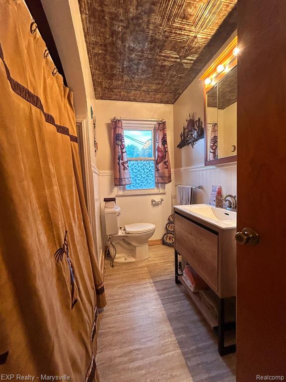 4198 LAPEER Road, Port Huron, MI 48060 — Photo 11