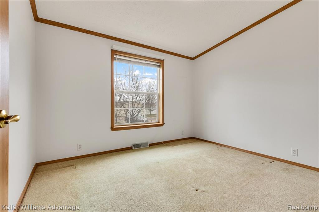 22 Ridgeway, Saline, MI 48176 — Photo 18
