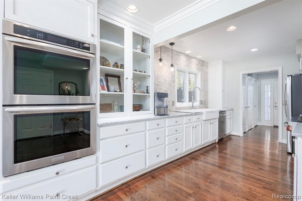 6847 Alden Drive, West Bloomfield, MI 48324 — Photo 9